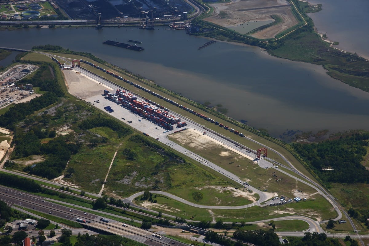 Alabama Port Authority's new facility will expand rail service