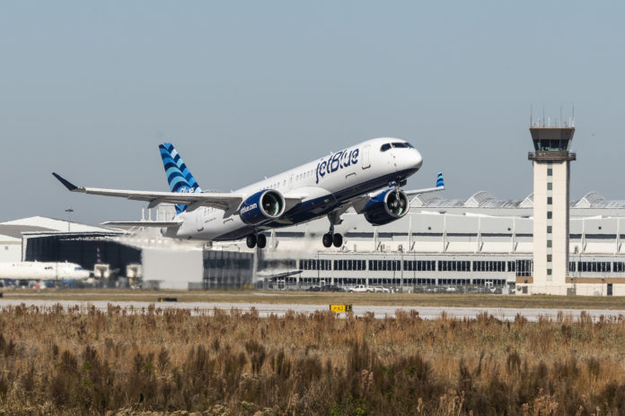 AIRBUS230-1st-JetBlue.206s-696x464.jpg